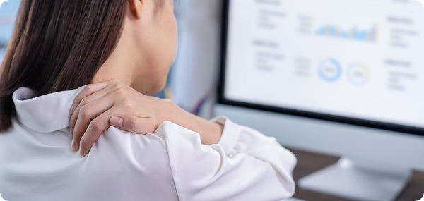 Was tun bei Schulterschmerzen? - Tipps & Tricks von Experten